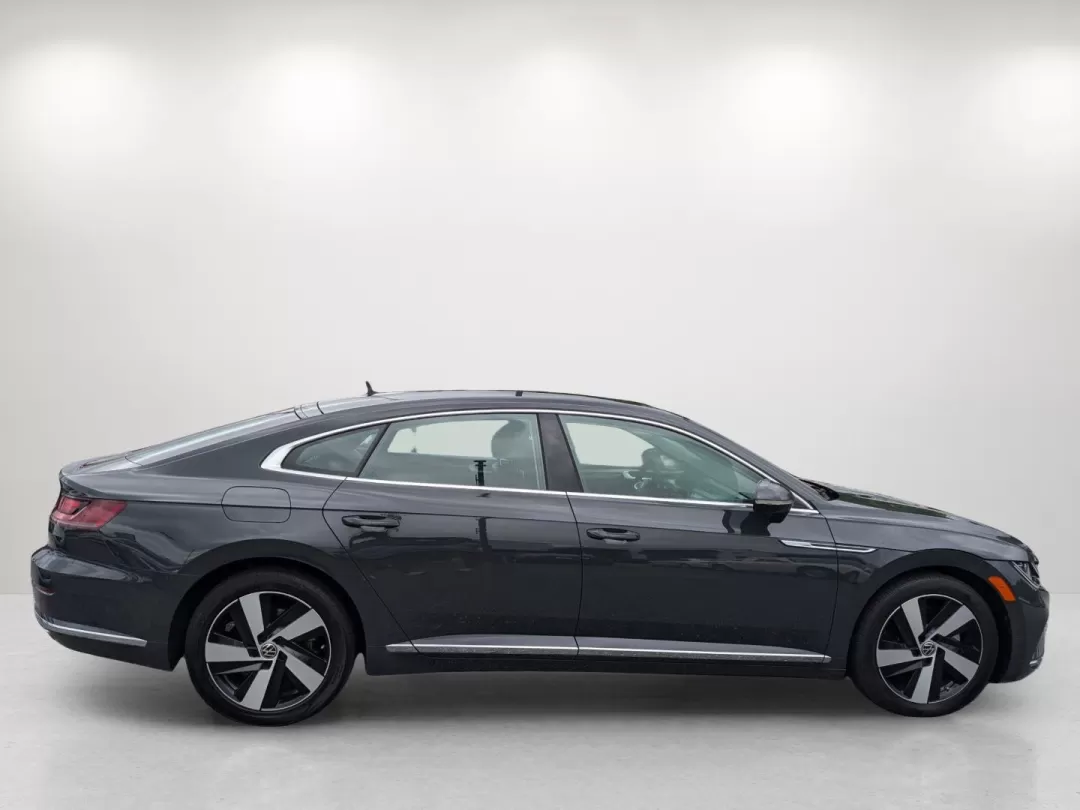 2021 Volkswagen Arteon SE (WVWAR7AN6ME) with an Other engine, located at 3959 U.S. 80 W, Phenix City, AL, 36870, (334) 297-4885, 32.469296, -85.135185 - **Elevate Your Daily Drive with the 2021 Volkswagen Arteon SE! Perfect for Commuters and Families Alike**<br /> <br /> Are you ready to transform your daily commute into an exhilarating adventure? The 2021 Volkswagen Arteon SE is here to redefine your driving experience, whether you're navigating bu - Photo#3