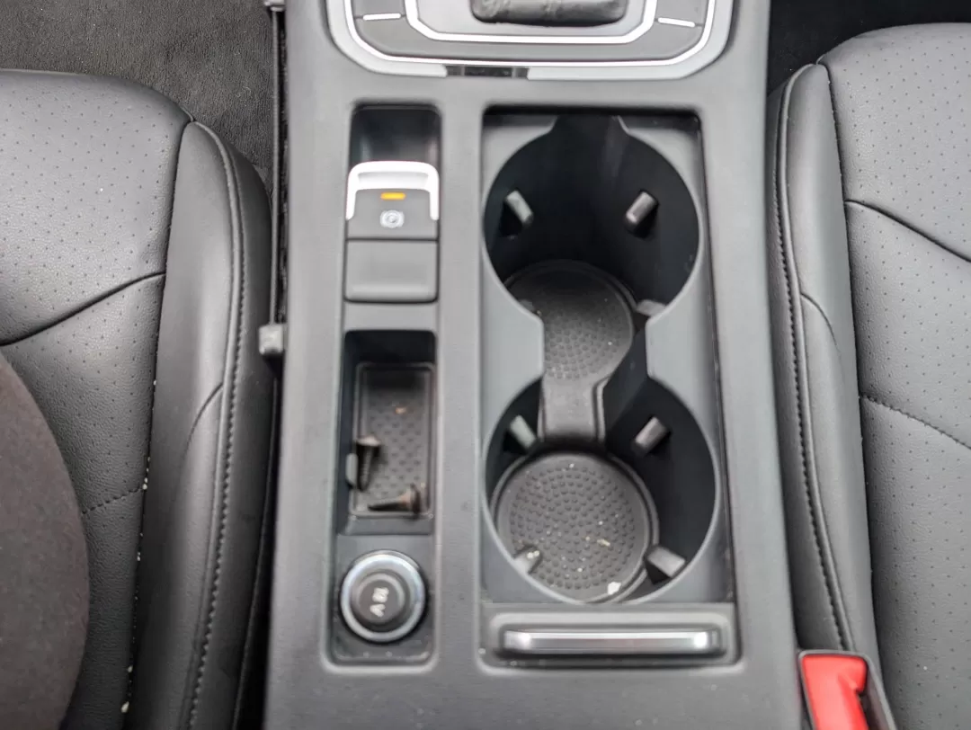 2021 Volkswagen Arteon SE (WVWAR7AN6ME) with an Other engine, located at 3959 U.S. 80 W, Phenix City, AL, 36870, (334) 297-4885, 32.469296, -85.135185 - **Elevate Your Daily Drive with the 2021 Volkswagen Arteon SE! Perfect for Commuters and Families Alike**<br /> <br /> Are you ready to transform your daily commute into an exhilarating adventure? The 2021 Volkswagen Arteon SE is here to redefine your driving experience, whether you're navigating bu - Photo#14