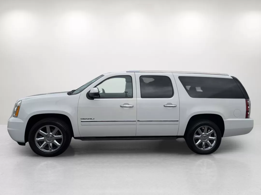 2013 /Ebony GMC Yukon XL Denali (1GKS2MEF2DR) with an Other engine, located at 3959 U.S. 80 W, Phenix City, AL, 36870, (334) 297-4885, 32.469296, -85.135185 - **Adventure Awaits with the 2013 GMC Yukon XL Denali!**<br /> <br /> Are you searching for a vehicle that can seamlessly transition from school drop-offs to weekend family adventures? Look no further than this stunning 2013 GMC Yukon XL Denali, available now at Gils Auto in Phenix City, AL. This spa - Photo#7