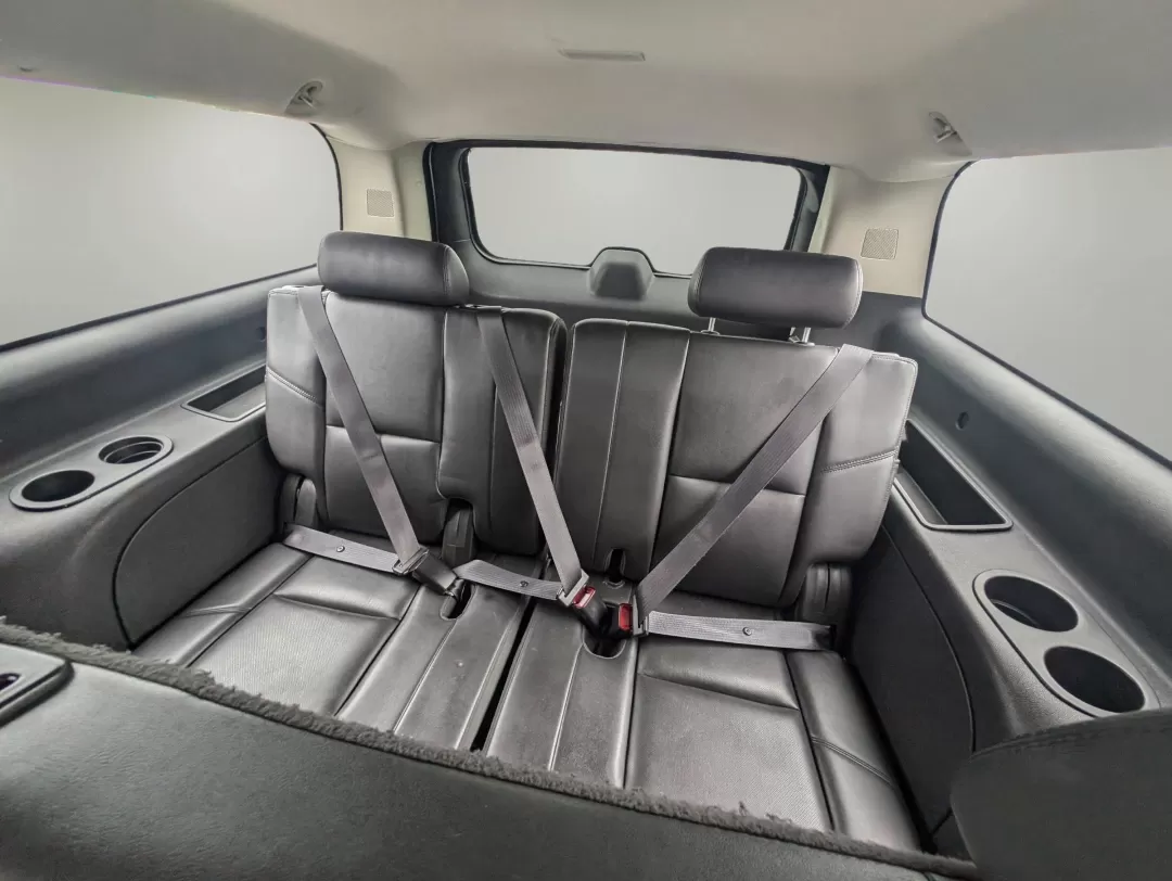 2013 /Ebony GMC Yukon XL Denali (1GKS2MEF2DR) with an Other engine, located at 3959 U.S. 80 W, Phenix City, AL, 36870, (334) 297-4885, 32.469296, -85.135185 - **Adventure Awaits with the 2013 GMC Yukon XL Denali!**<br /> <br /> Are you searching for a vehicle that can seamlessly transition from school drop-offs to weekend family adventures? Look no further than this stunning 2013 GMC Yukon XL Denali, available now at Gils Auto in Phenix City, AL. This spa - Photo#11