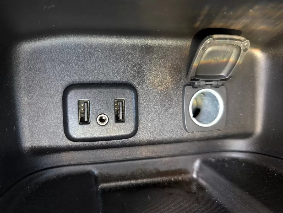 2018 /Jet Black Chevrolet Equinox Premier (3GNAXMEV5JS) with an Other engine, located at 521 Old Farm Lane Rd, Prattville, AL, 36066, (334) 325-1505, 32.482460, -86.416367 - ### Discover Adventure with the 2018 Chevrolet Equinox Premier at Gils Auto in Phenix City, AL<br /> <br /> Are you ready to elevate your driving experience? The 2018 Chevrolet Equinox Premier is your ultimate companion for weekend adventures, family outings, or daily commutes. With its spacious int - Photo#12