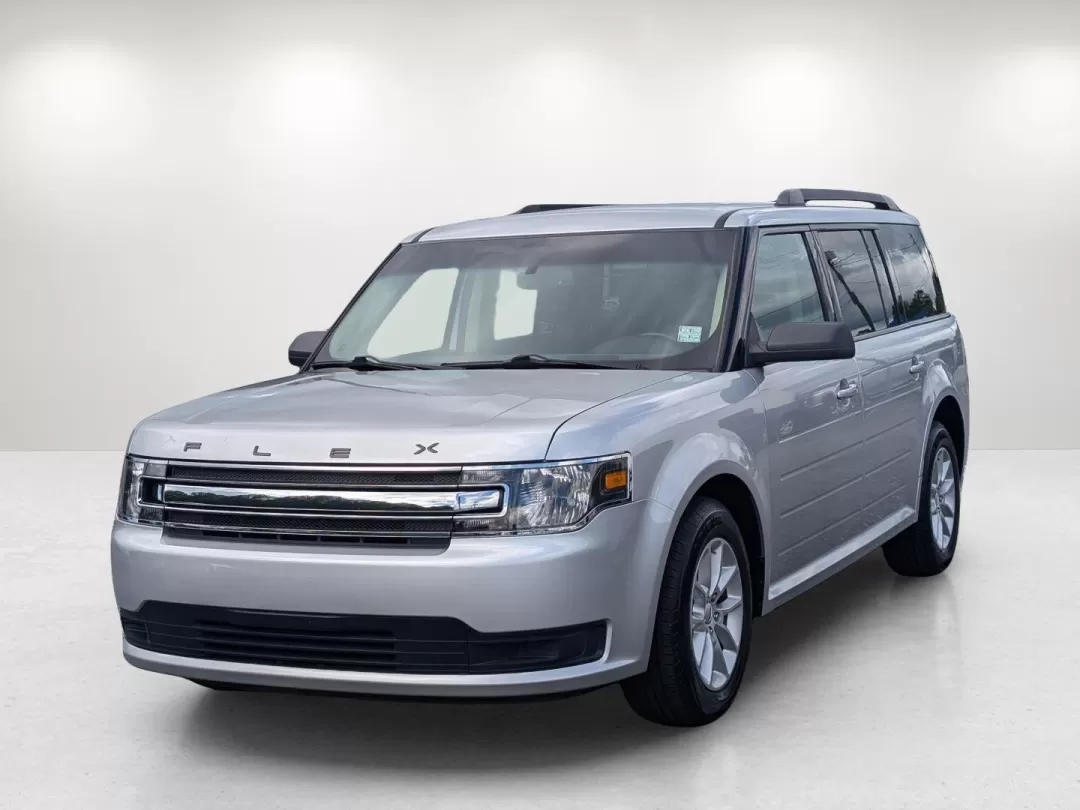2019 Ford Flex SE (2FMGK5B82KB) with an Other engine, located at 3959 U.S. 80 W, Phenix City, AL, 36870, (334) 297-4885, 32.469296, -85.135185 - Are you searching for the perfect vehicle to accommodate your growing family or facilitate your daily commute? Look no further! Gils Auto in Phenix City, AL, presents an incredible opportunity to elevate your lifestyle with the versatile 2019 Ford Flex SE. This spacious crossover is ideal for famili - Photo#1