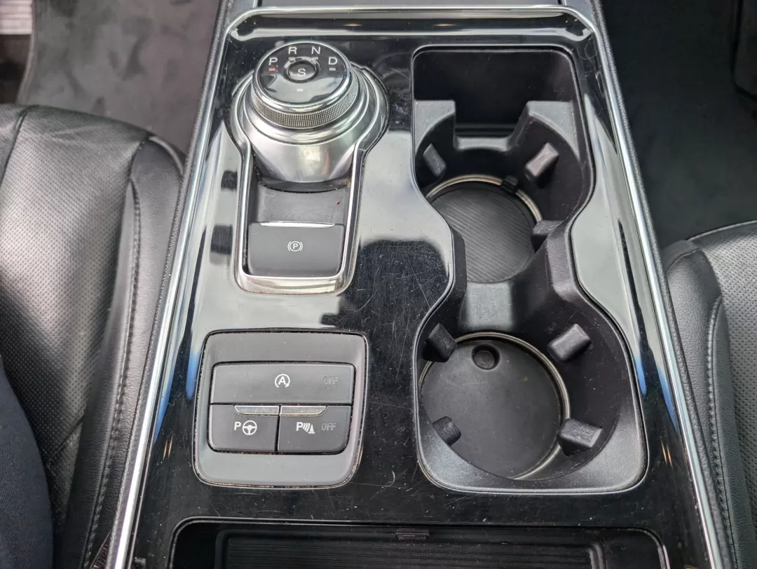 2019 Ford Edge Titanium (2FMPK3K9XKB) with an Other engine, located at 3959 U.S. 80 W, Phenix City, AL, 36870, (334) 297-4885, 32.469296, -85.135185 - Looking for the perfect vehicle to elevate your daily commute or weekend adventures? Look no further! Gils Auto in Phenix City, AL, is thrilled to present this 2019 Ford Edge Titanium, an SUV designed for those who want a blend of style, comfort, and performance. Whether you're navigating the bustli - Photo#13