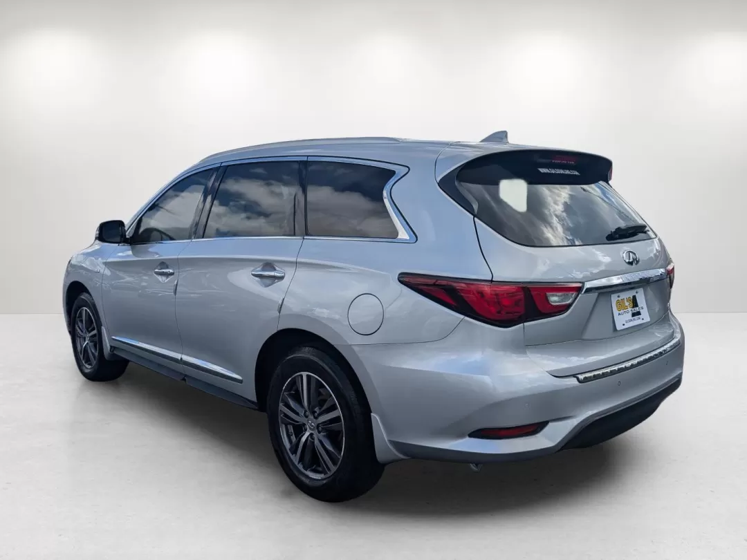2017 /Graphite Infiniti QX60 (5N1DL0MM6HC) with an Other engine, located at 3959 U.S. 80 W, Phenix City, AL, 36870, (334) 297-4885, 32.469296, -85.135185 - **Discover Your Adventure with the 2017 Infiniti QX60 AWD at Gils Auto!**<br /> <br /> Are you looking for a versatile SUV that can handle the demands of a busy lifestyle while providing a touch of luxury? Look no further than this stunning 2017 Infiniti QX60, now available at Gils Auto in Phenix Ci - Photo#7