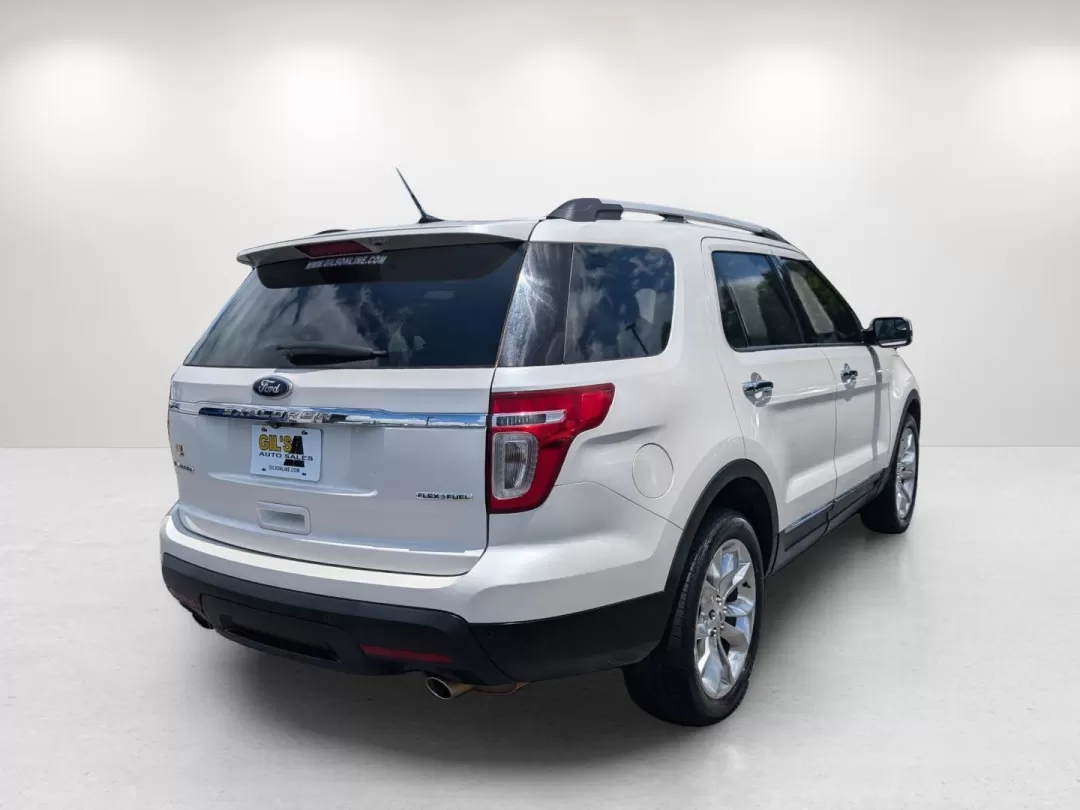2013 Ford Explorer Limited (1FM5K7F88DG) with an Other engine, located at 3959 U.S. 80 W, Phenix City, AL, 36870, (334) 297-4885, 32.469296, -85.135185 - **Discover Adventure and Comfort with the 2013 Ford Explorer Limited at Gils Auto**<br /> <br /> Are you ready to elevate your family adventures or conquer your daily commutes with a vehicle that combines style, comfort, and safety? Look no further! The 2013 Ford Explorer Limited is the perfect comp - Photo#5