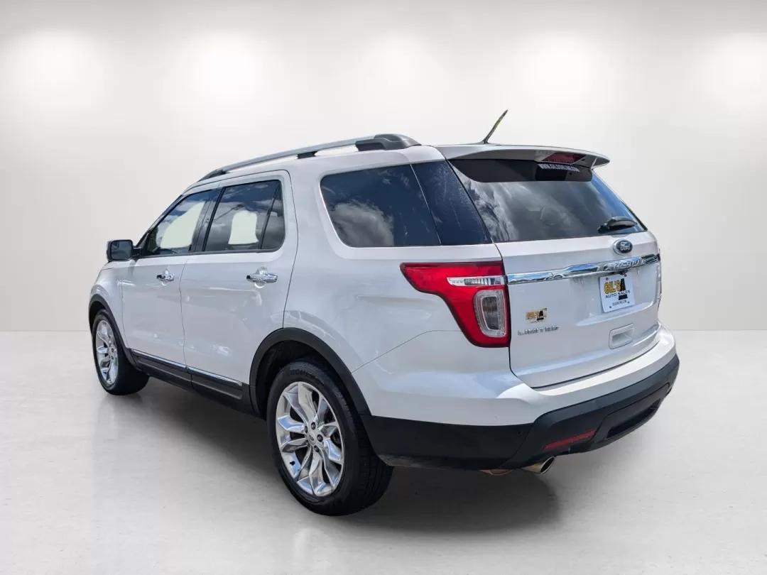 2013 Ford Explorer Limited (1FM5K7F88DG) with an Other engine, located at 3959 U.S. 80 W, Phenix City, AL, 36870, (334) 297-4885, 32.469296, -85.135185 - **Discover Adventure and Comfort with the 2013 Ford Explorer Limited at Gils Auto**<br /> <br /> Are you ready to elevate your family adventures or conquer your daily commutes with a vehicle that combines style, comfort, and safety? Look no further! The 2013 Ford Explorer Limited is the perfect comp - Photo#7