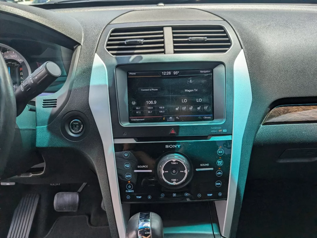 2013 Ford Explorer Limited (1FM5K7F88DG) with an Other engine, located at 3959 U.S. 80 W, Phenix City, AL, 36870, (334) 297-4885, 32.469296, -85.135185 - **Discover Adventure and Comfort with the 2013 Ford Explorer Limited at Gils Auto**<br /> <br /> Are you ready to elevate your family adventures or conquer your daily commutes with a vehicle that combines style, comfort, and safety? Look no further! The 2013 Ford Explorer Limited is the perfect comp - Photo#16