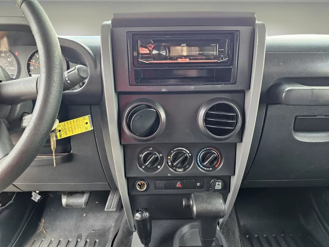 2008 /Dark/Medium Slate Gray Jeep Wrangler X (1J4FA24198L) with an Other engine, located at 1430 Gateway Drive, Opelika, AL, 36801, (334) 239-0944, 32.637871, -85.409790 - **Adventure Awaits: 2008 Jeep Wrangler X - Your Ultimate Outdoor Companion!**<br /> <br /> Are you ready to conquer Alabama's beautiful landscapes and create unforgettable memories? The 2008 Jeep Wrangler X, available at Gils Auto in Prattville, AL, is the perfect vehicle for those who crave adventu - Photo#12