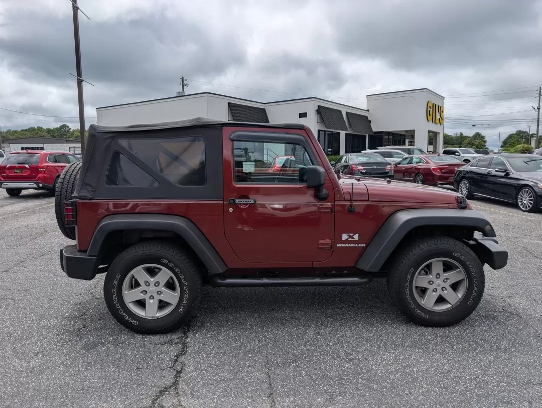 2008 /Dark/Medium Slate Gray Jeep Wrangler X (1J4FA24198L) with an Other engine, located at 3959 U.S. 80 W, Phenix City, AL, 36870, (334) 297-4885, 32.469296, -85.135185 - **Adventure Awaits: 2008 Jeep Wrangler X - Your Ultimate Outdoor Companion!**<br /> <br /> Are you ready to conquer Alabama's beautiful landscapes and create unforgettable memories? The 2008 Jeep Wrangler X, available at Gils Auto in Prattville, AL, is the perfect vehicle for those who crave adventu - Photo#3