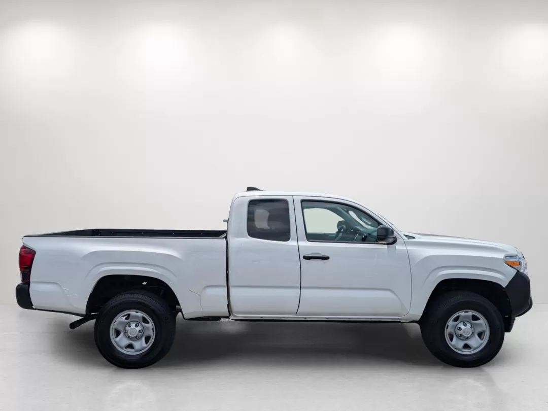 2021 Toyota Tacoma 2WD SR (3TYRX5GN4MT) with an Other engine, located at 1430 Gateway Drive, Opelika, AL, 36801, (334) 239-0944, 32.637871, -85.409790 - **Adventure Awaits with the 2021 Toyota Tacoma SR Your Perfect Companion for Every Journey!**<br /> <br /> Are you ready to elevate your driving experience? Whether you're planning a weekend adventure, need a reliable vehicle for your daily commute, or require a pickup that can handle the demands o - Photo#3