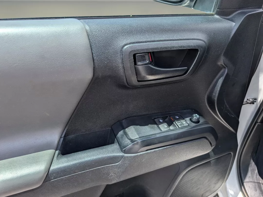 2021 Toyota Tacoma 2WD SR (3TYRX5GN4MT) with an Other engine, located at 1430 Gateway Drive, Opelika, AL, 36801, (334) 239-0944, 32.637871, -85.409790 - **Adventure Awaits with the 2021 Toyota Tacoma SR Your Perfect Companion for Every Journey!**<br /> <br /> Are you ready to elevate your driving experience? Whether you're planning a weekend adventure, need a reliable vehicle for your daily commute, or require a pickup that can handle the demands o - Photo#8