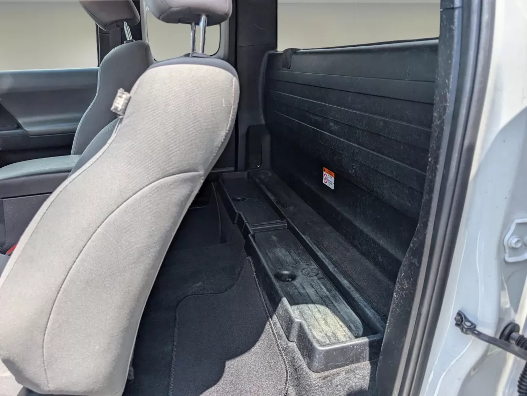 2021 Toyota Tacoma 2WD SR (3TYRX5GN4MT) with an Other engine, located at 1430 Gateway Drive, Opelika, AL, 36801, (334) 239-0944, 32.637871, -85.409790 - **Adventure Awaits with the 2021 Toyota Tacoma SR Your Perfect Companion for Every Journey!**<br /> <br /> Are you ready to elevate your driving experience? Whether you're planning a weekend adventure, need a reliable vehicle for your daily commute, or require a pickup that can handle the demands o - Photo#10