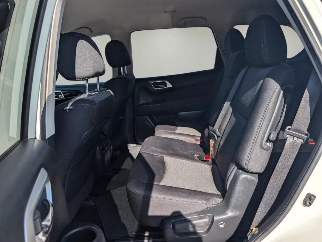 2017 /Charcoal Nissan Pathfinder SV (5N1DR2MM3HC) with an Other engine, located at 521 Old Farm Lane Rd, Prattville, AL, 36066, (334) 325-1505, 32.482460, -86.416367 - **Explore New Adventures with the 2017 Nissan Pathfinder SV - Your Perfect Family SUV!**<br /> <br /> Are you looking for a reliable, spacious vehicle that can take your family on unforgettable journeys? The 2017 Nissan Pathfinder SV, available now at Gils Auto in Phenix City, AL, is designed for fa - Photo#10
