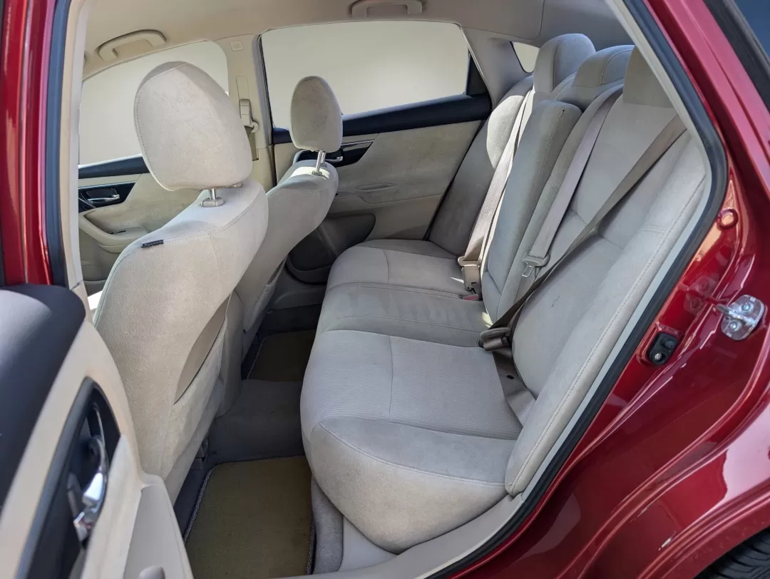 2013 /Beige Nissan Altima 2.5 S (1N4AL3AP2DC) with an Other engine, located at 1430 Gateway Drive, Opelika, AL, 36801, (334) 239-0944, 32.637871, -85.409790 - **Discover the Perfect Commuter Companion: 2013 Nissan Altima at Gils Auto - Phenix City** <br /> <br /> If you're in the market for a reliable and stylish sedan that makes daily commutes a breeze, look no further! The 2013 Nissan Altima, available at Gils Auto in Phenix City, AL, is the ideal choi - Photo#10