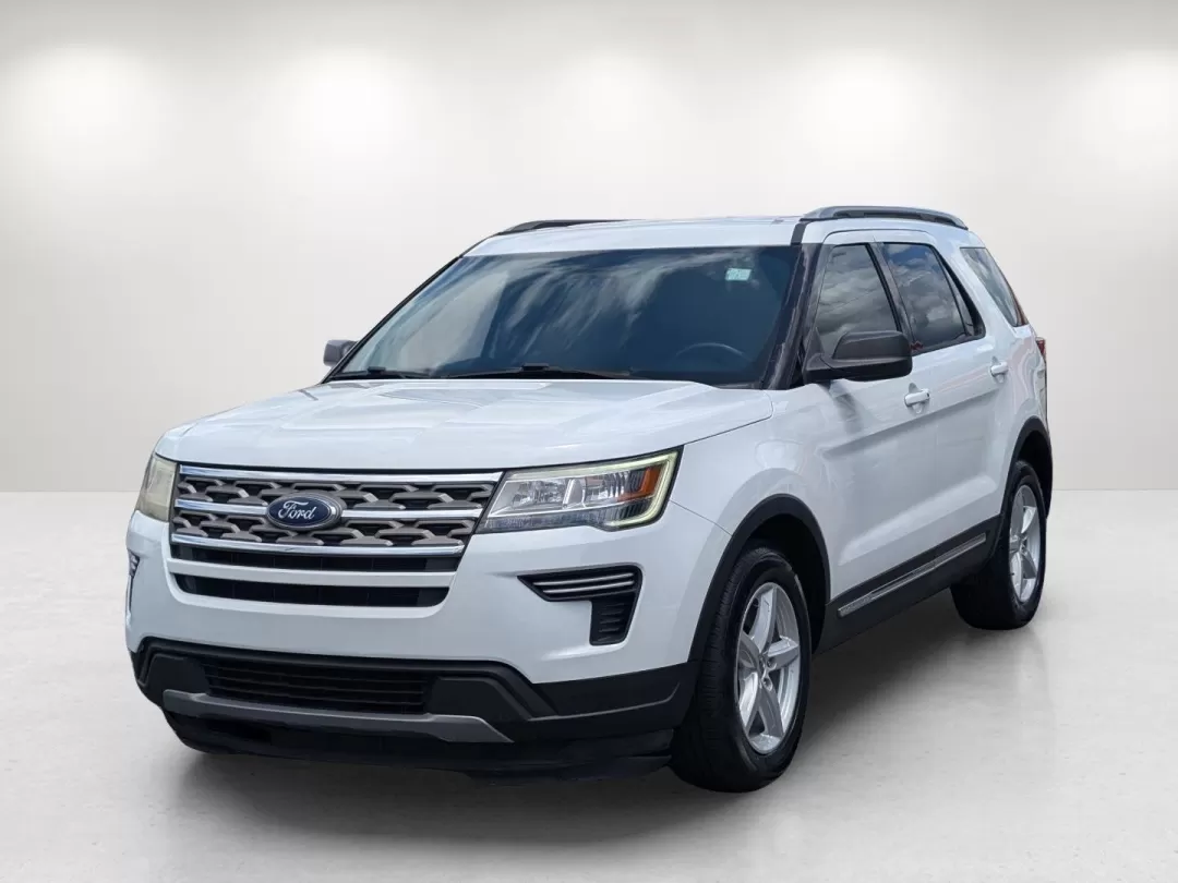 2018 Ford Explorer XLT (1FM5K7D87JG) with an Other engine, located at 3959 U.S. 80 W, Phenix City, AL, 36870, (334) 297-4885, 32.469296, -85.135185 - **Discover the Perfect SUV for Your Family Adventures at Gils Auto in Phenix City, AL!**<br /> <br /> Are you ready to elevate your family outings or daily commutes with a versatile and reliable SUV? Look no further than the stunning 2018 Ford Explorer XLT, available now at **Gils Auto**, located at - Photo#1