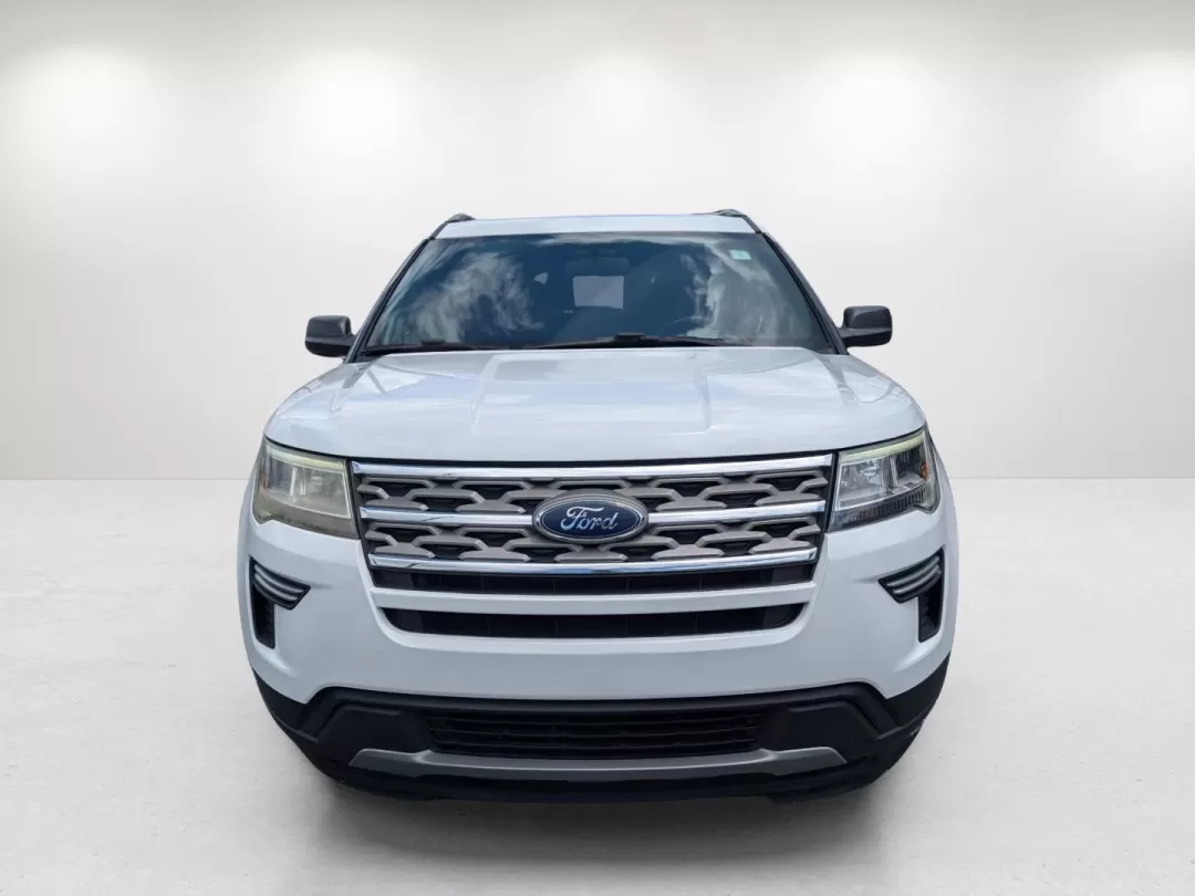 2018 Ford Explorer XLT (1FM5K7D87JG) with an Other engine, located at 3959 U.S. 80 W, Phenix City, AL, 36870, (334) 297-4885, 32.469296, -85.135185 - **Discover the Perfect SUV for Your Family Adventures at Gils Auto in Phenix City, AL!**<br /> <br /> Are you ready to elevate your family outings or daily commutes with a versatile and reliable SUV? Look no further than the stunning 2018 Ford Explorer XLT, available now at **Gils Auto**, located at - Photo#2