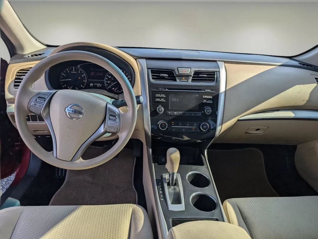 2015 Nissan Altima 2.5 S (1N4AL3AP1FN) with an Other engine, located at 7000 Northlake Connector, Columbus, GA, 31904, (706) 987-8085, 32.524975, -84.978134 - Elevate your daily drive with this stylish and reliable 2015 Nissan Altima, perfect for budget-conscious buyers looking for a dependable sedan that doesn't compromise on comfort or performance. At Gils Auto, located at 3959 U.S. 80 W, Phenix City, AL 36870, we specialize in providing a wide range of - Photo#11