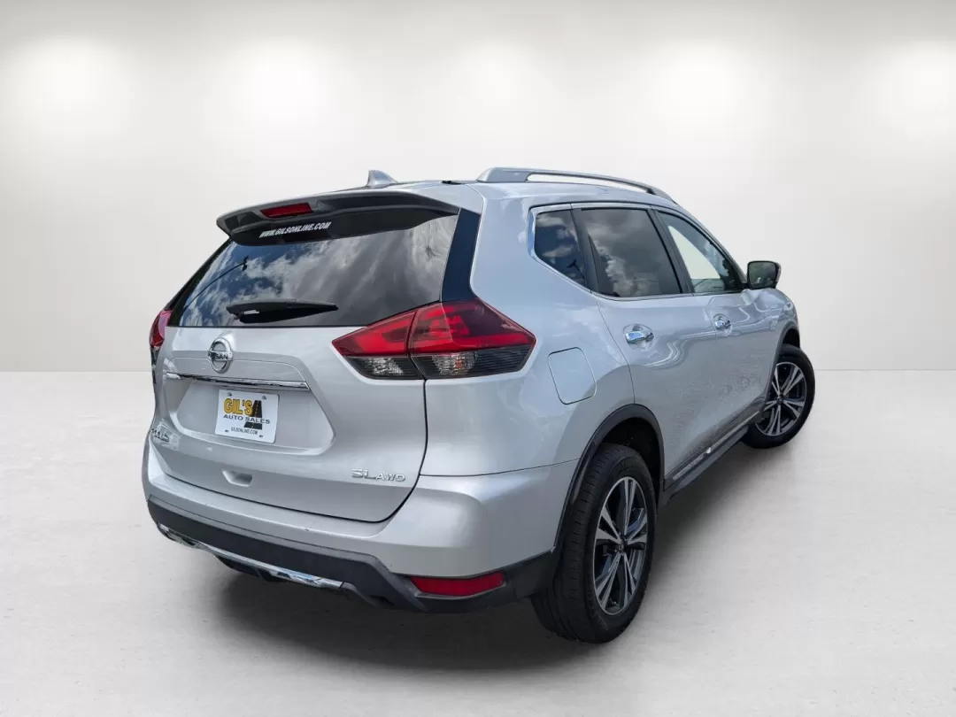 2018 /Charcoal Nissan Rogue SL (5N1AT2MV9JC) with an Other engine, located at 3959 U.S. 80 W, Phenix City, AL, 36870, (334) 297-4885, 32.469296, -85.135185 - **Unleash Your Adventurous Spirit with the 2018 Nissan Rogue SL at Gils Auto - Phenix City!**<br /> <br /> Are you ready to take your lifestyle to the next level? Whether you're planning a family road trip, commuting to work, or seeking thrilling weekend adventures, the 2018 Nissan Rogue SL is desig - Photo#4