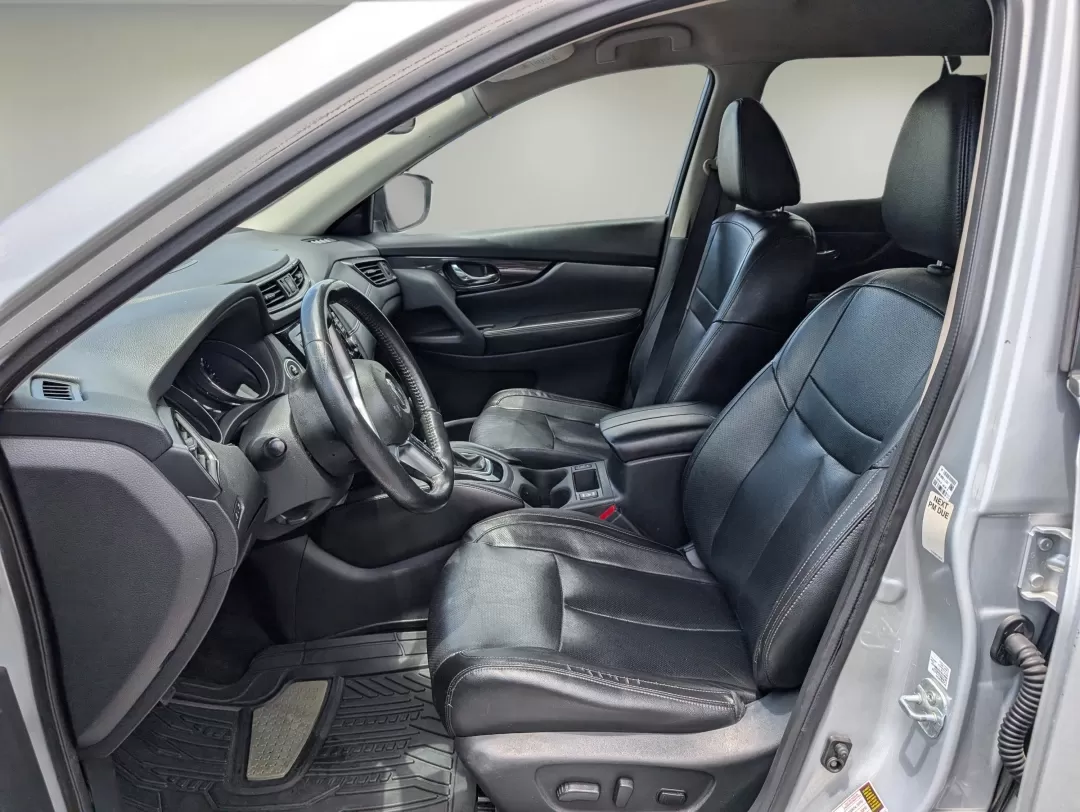 2018 /Charcoal Nissan Rogue SL (5N1AT2MV9JC) with an Other engine, located at 3959 U.S. 80 W, Phenix City, AL, 36870, (334) 297-4885, 32.469296, -85.135185 - **Unleash Your Adventurous Spirit with the 2018 Nissan Rogue SL at Gils Auto - Phenix City!**<br /> <br /> Are you ready to take your lifestyle to the next level? Whether you're planning a family road trip, commuting to work, or seeking thrilling weekend adventures, the 2018 Nissan Rogue SL is desig - Photo#9