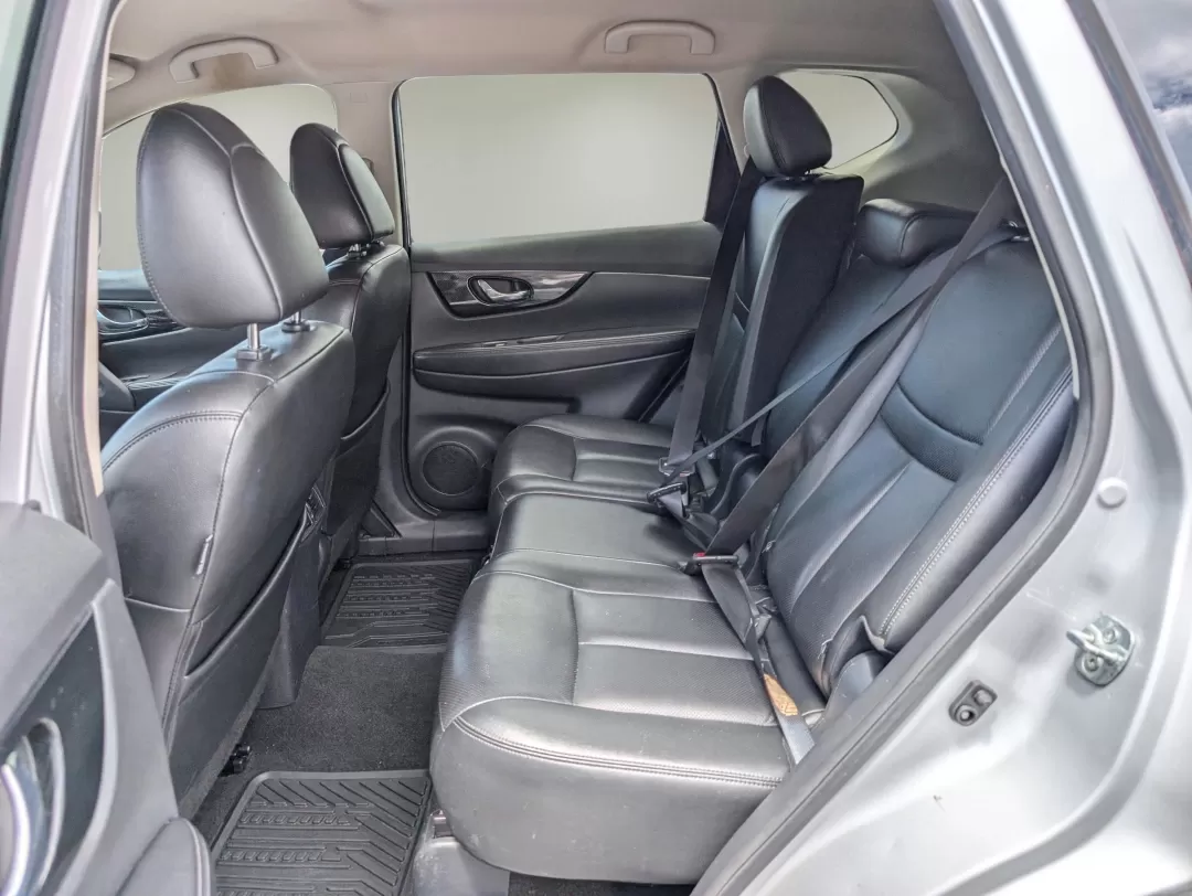 2018 /Charcoal Nissan Rogue SL (5N1AT2MV9JC) with an Other engine, located at 7000 Northlake Connector, Columbus, GA, 31904, (706) 987-8085, 32.524975, -84.978134 - **Unleash Your Adventurous Spirit with the 2018 Nissan Rogue SL at Gils Auto - Phenix City!**<br /> <br /> Are you ready to take your lifestyle to the next level? Whether you're planning a family road trip, commuting to work, or seeking thrilling weekend adventures, the 2018 Nissan Rogue SL is desig - Photo#10