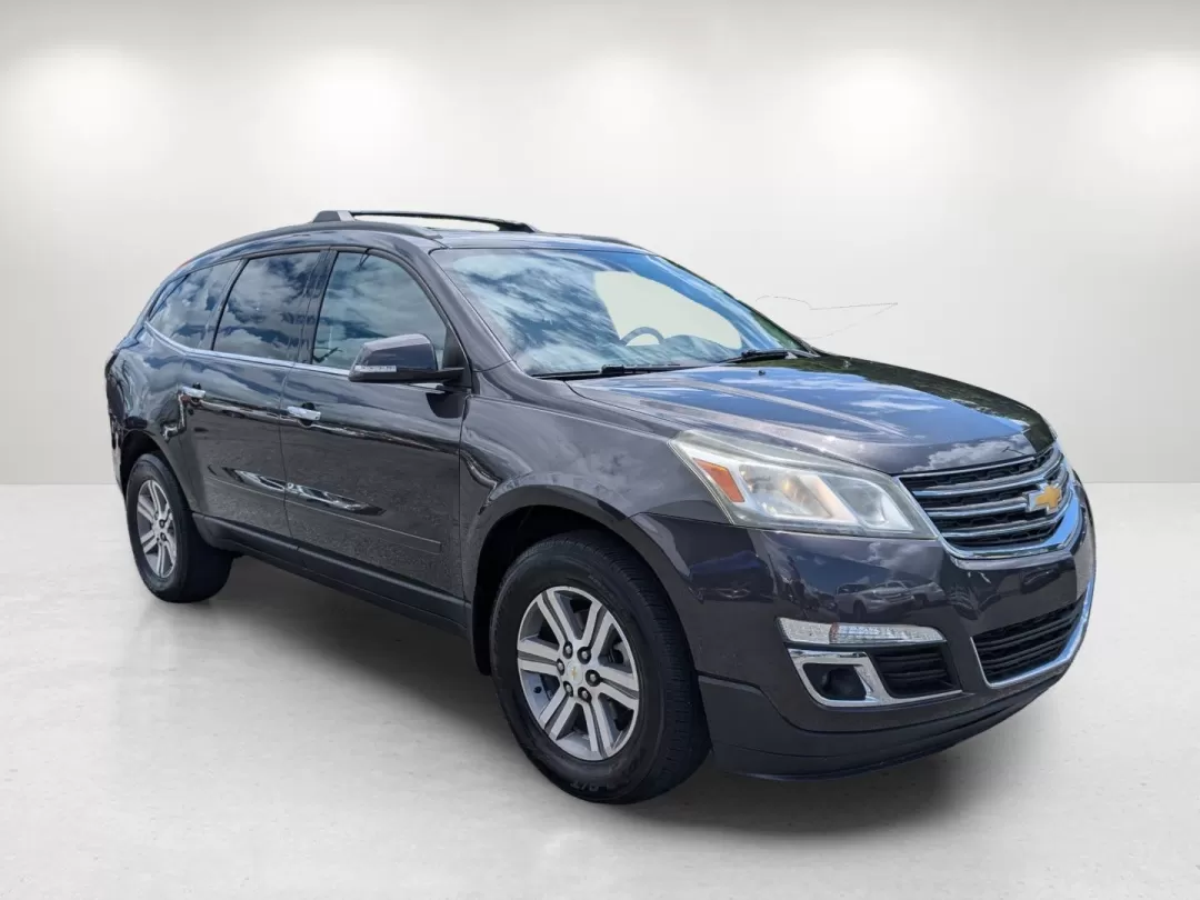 2015 /Ebony Chevrolet Traverse LT (1GNKRHKD2FJ) with an Other engine, located at 3959 U.S. 80 W, Phenix City, AL, 36870, (334) 297-4885, 32.469296, -85.135185 - **Explore Family Adventures with the 2015 Chevrolet Traverse LT at Gils Auto!**<br /> <br /> Are you ready for your next family adventure? The 2015 Chevrolet Traverse LT is the perfect companion for those weekend getaways, family road trips, or daily commutes around Phenix City, AL. With ample seati - Photo#2