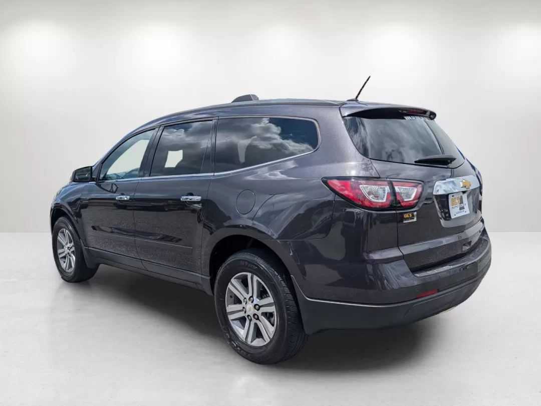 2015 /Ebony Chevrolet Traverse LT (1GNKRHKD2FJ) with an Other engine, located at 3959 U.S. 80 W, Phenix City, AL, 36870, (334) 297-4885, 32.469296, -85.135185 - **Explore Family Adventures with the 2015 Chevrolet Traverse LT at Gils Auto!**<br /> <br /> Are you ready for your next family adventure? The 2015 Chevrolet Traverse LT is the perfect companion for those weekend getaways, family road trips, or daily commutes around Phenix City, AL. With ample seati - Photo#6