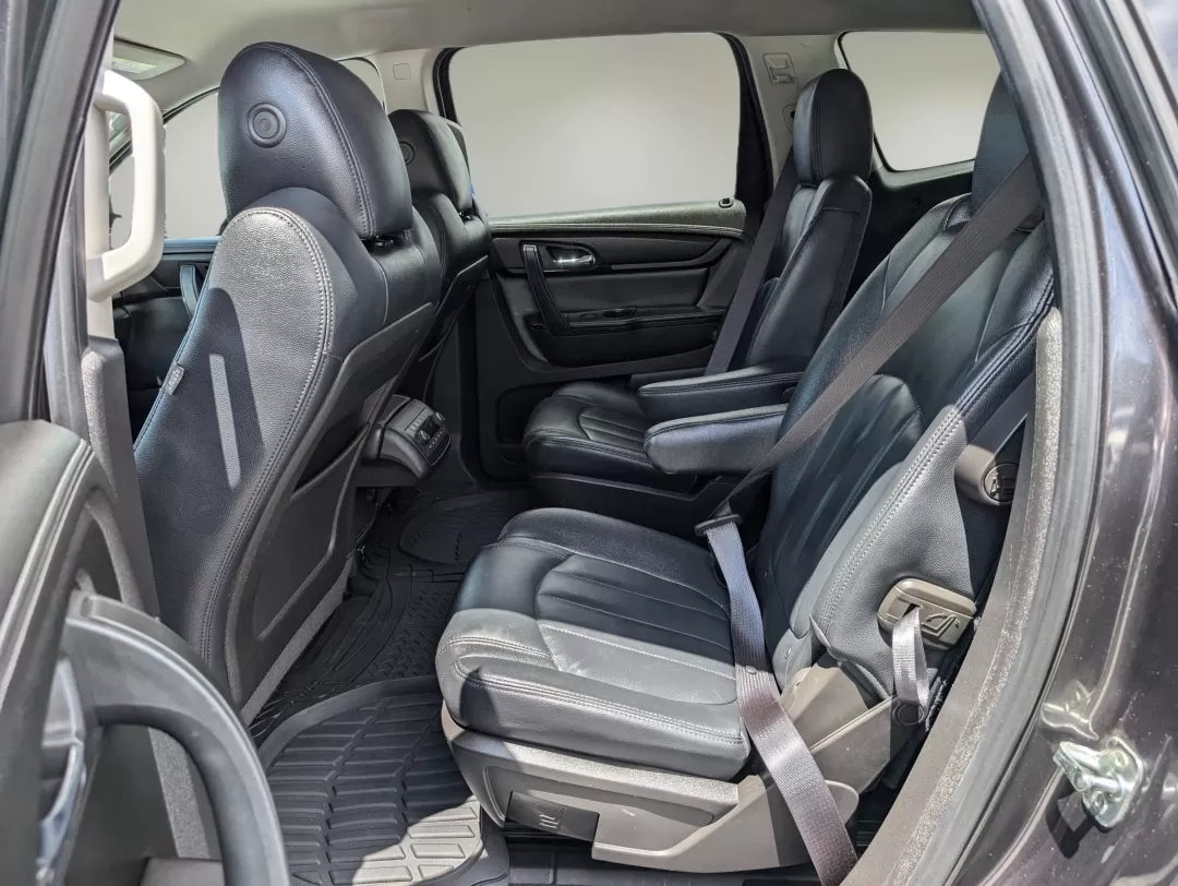 2015 /Ebony Chevrolet Traverse LT (1GNKRHKD2FJ) with an Other engine, located at 3959 U.S. 80 W, Phenix City, AL, 36870, (334) 297-4885, 32.469296, -85.135185 - **Explore Family Adventures with the 2015 Chevrolet Traverse LT at Gils Auto!**<br /> <br /> Are you ready for your next family adventure? The 2015 Chevrolet Traverse LT is the perfect companion for those weekend getaways, family road trips, or daily commutes around Phenix City, AL. With ample seati - Photo#10