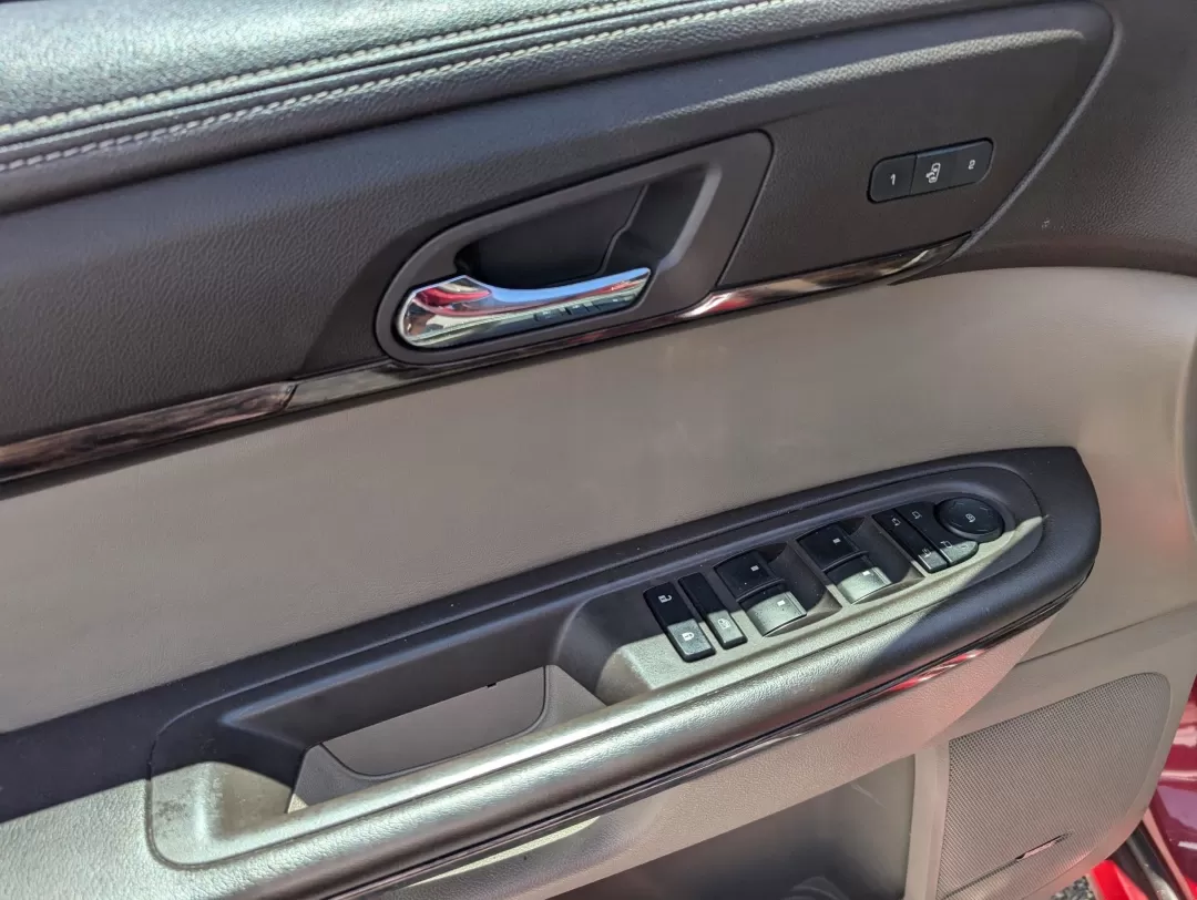 2013 /Cocoa Dune GMC Acadia Denali (1GKKVTKD8DJ) with an Other engine, located at 3959 U.S. 80 W, Phenix City, AL, 36870, (334) 297-4885, 32.469296, -85.135185 - **Discover the Perfect Family Adventure with the 2013 GMC Acadia Denali at Gils Auto in Phenix City, AL!**<br /> <br /> Are you ready to elevate your family road trips, weekend adventures, or daily commutes? Look no further than our stunning 2013 GMC Acadia Denali, a versatile SUV that perfectly mar - Photo#8