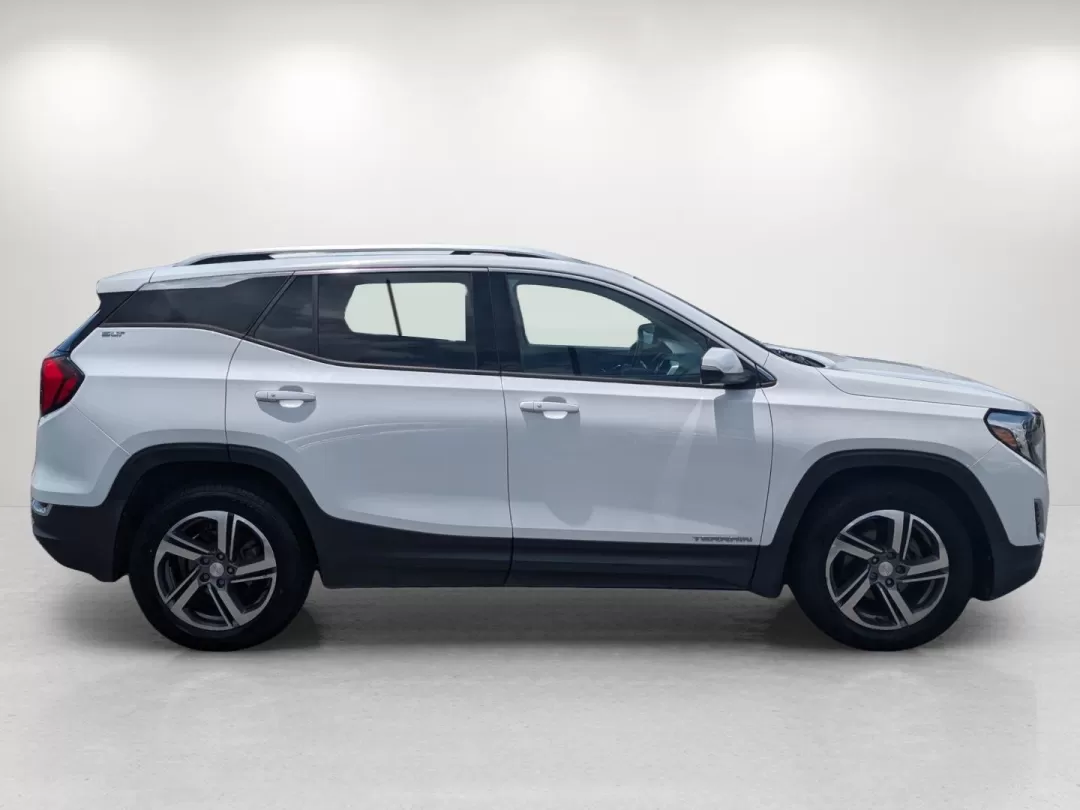 2020 /Jet Black GMC Terrain SLT (3GKALPEV2LL) with an Other engine, located at 3959 U.S. 80 W, Phenix City, AL, 36870, (334) 297-4885, 32.469296, -85.135185 - **Discover Your Adventure with the 2020 GMC Terrain SLT at Gils Auto - Phenix City**<br /> <br /> Are you ready to enhance your lifestyle with a vehicle that perfectly blends style, comfort, and capability? The 2020 GMC Terrain SLT is the SUV you've been waiting for, ideally suited for families, com - Photo#4