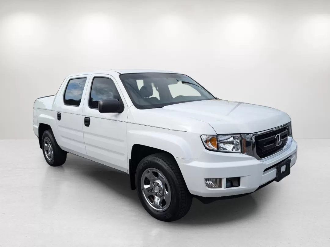 2011 Honda Ridgeline RT (5FPYK1F28BB) with an Other engine, located at 3959 U.S. 80 W, Phenix City, AL, 36870, (334) 297-4885, 32.469296, -85.135185 - Elevate your adventures with the 2011 Honda Ridgeline RT, the ultimate crew cab pickup truck that seamlessly blends versatility and comfort for a lifestyle filled with possibilities. Whether you're hauling equipment for a weekend project, embarking on family road trips, or navigating daily commutes, - Photo#2