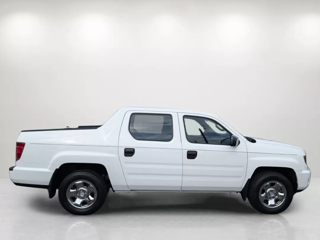 2011 Honda Ridgeline RT (5FPYK1F28BB) with an Other engine, located at 3959 U.S. 80 W, Phenix City, AL, 36870, (334) 297-4885, 32.469296, -85.135185 - Elevate your adventures with the 2011 Honda Ridgeline RT, the ultimate crew cab pickup truck that seamlessly blends versatility and comfort for a lifestyle filled with possibilities. Whether you're hauling equipment for a weekend project, embarking on family road trips, or navigating daily commutes, - Photo#3