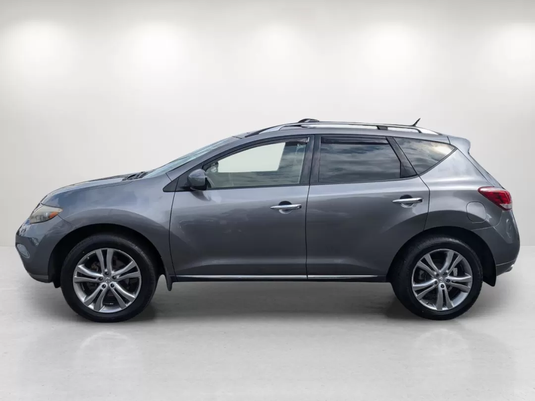 2013 /Black Nissan Murano LE (JN8AZ1MW4DW) with an Other engine, located at 5115 14th Ave., Columbus, GA, 31904, (706) 323-0345, 32.511494, -84.971046 - **Explore New Horizons with the 2013 Nissan Murano LE AWD at Gils Auto!**<br /> <br /> Are you on the hunt for a versatile vehicle that effortlessly blends comfort, style, and practicality? Look no further than this stunning 2013 Nissan Murano LE all-wheel drive SUV, available now at Gils Auto in Ph - Photo#7