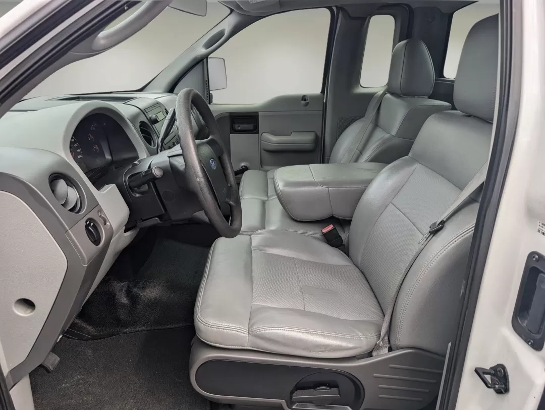 2005 Ford F-150 XL (1FTRF12W85N) with an Other engine, located at 5115 14th Ave., Columbus, GA, 31904, (706) 323-0345, 32.511494, -84.971046 - ### Unleash Adventure with the 2005 Ford F-150 at Gils Auto Phenix City, AL<br /> <br /> If you're looking for a reliable truck that can handle all your weekend adventures or your daily work commute, the 2005 Ford F-150 at Gils Auto is the perfect fit for your lifestyle. This versatile white regula - Photo#9