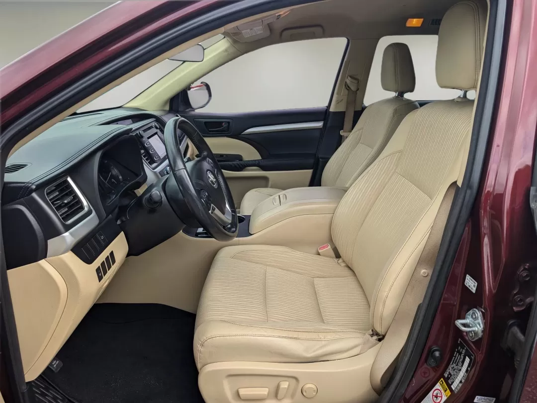2015 Toyota Highlander LE (5TDZKRFH4FS) with an Other engine, located at 5115 14th Ave., Columbus, GA, 31904, (706) 323-0345, 32.511494, -84.971046 - Discover the perfect vehicle for your family adventures with this 2015 Toyota Highlander, now available at Gils Auto in Phenix City, AL. This spacious SUV is not just a mode of transportation; it's a lifestyle choice designed for families on the go, weekend explorers, or anyone who needs reliable co - Photo#9
