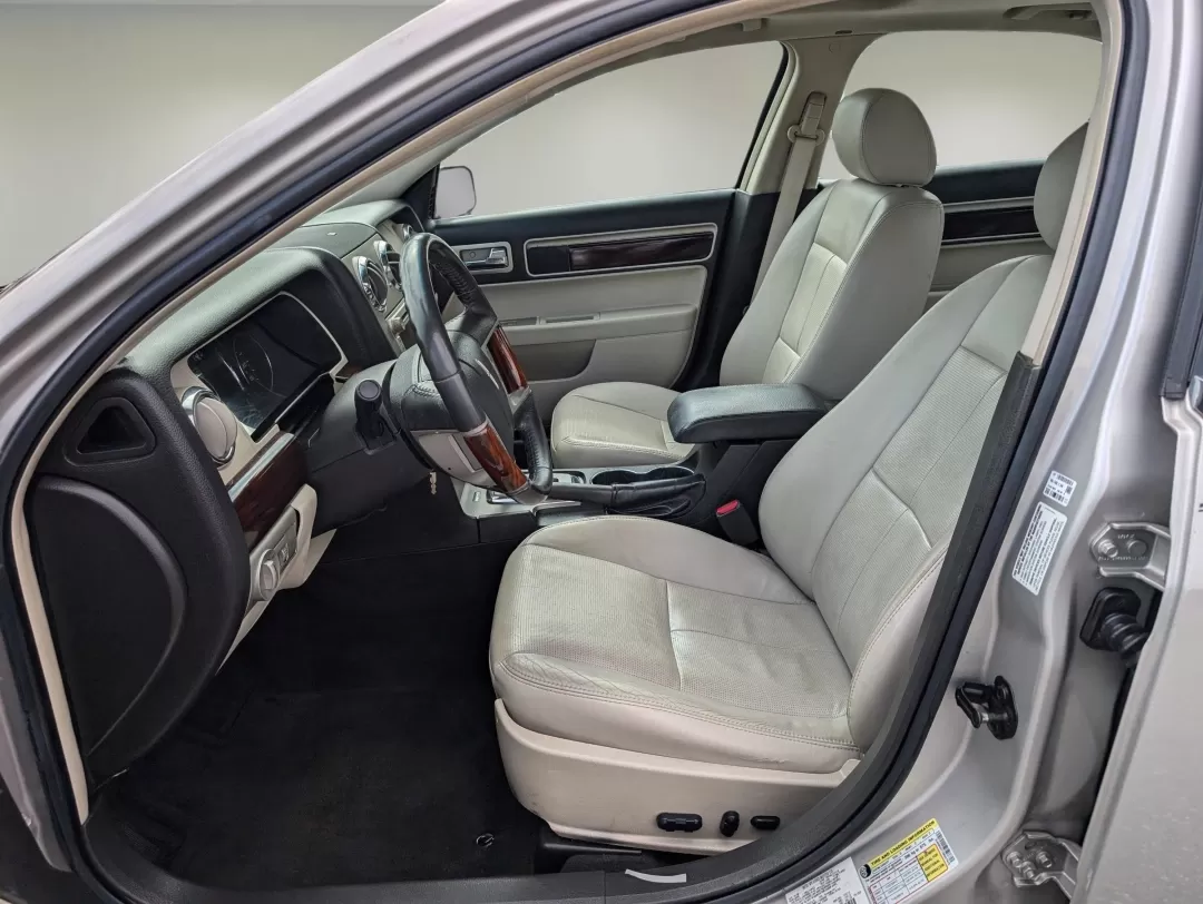 2008 Lincoln MKZ (3LNHM26T78R) with an Other engine, located at 3959 U.S. 80 W, Phenix City, AL, 36870, (334) 297-4885, 32.469296, -85.135185 - 2008 Lincoln MKZ - Photo#10