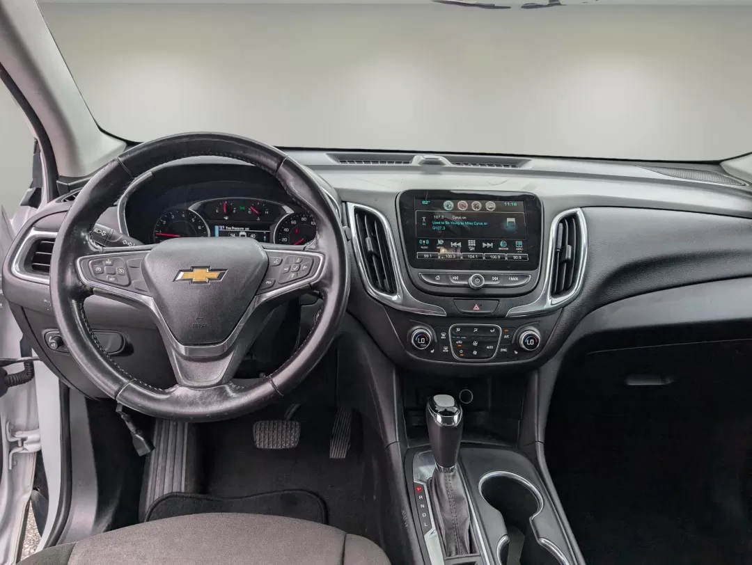2018 /Jet Black Chevrolet Equinox LT (2GNAXJEV7J6) with an Other engine, located at 1430 Gateway Drive, Opelika, AL, 36801, (334) 239-0944, 32.637871, -85.409790 - 2018 Chevrolet Equinox LT - Photo#11