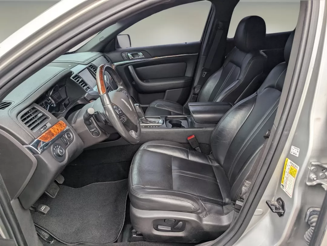 2013 Lincoln MKS (1LNHL9DK0DG) with an Other engine, located at 1430 Gateway Drive, Opelika, AL, 36801, (334) 239-0944, 32.637871, -85.409790 - 2013 Lincoln MKS - Photo#9