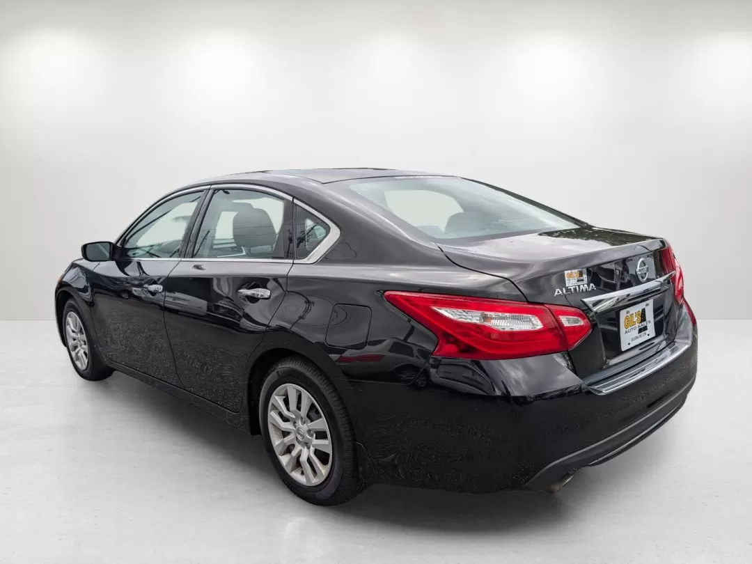 2017 /Charcoal Nissan Altima 2.5 S (1N4AL3AP1HC) with an Other engine, located at 3959 U.S. 80 W, Phenix City, AL, 36870, (334) 297-4885, 32.469296, -85.135185 - ### Unleash Your Daily Adventures with the 2017 Nissan Altima 2.5 S<br /> <br /> Are you ready to elevate your daily commute or weekend adventures? Look no further than the stunning **2017 Nissan Altima 2.5 S**, available now at **Gils Auto** in **Phenix City, AL**. This sleek, sophisticated sedan i - Photo#6