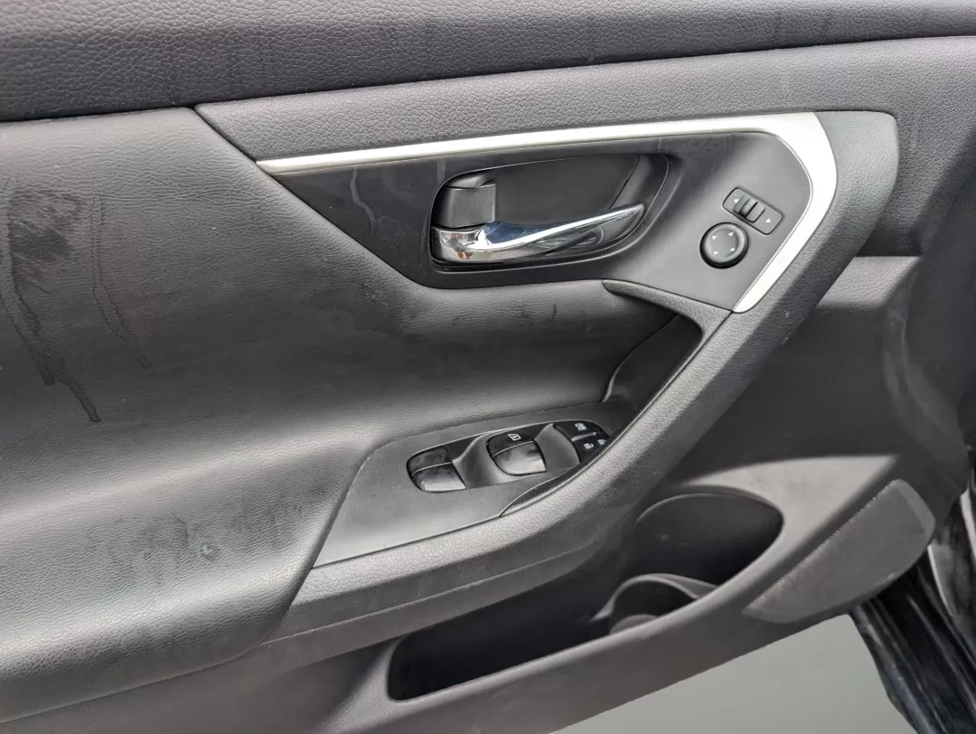 2017 /Charcoal Nissan Altima 2.5 S (1N4AL3AP1HC) with an Other engine, located at 3959 U.S. 80 W, Phenix City, AL, 36870, (334) 297-4885, 32.469296, -85.135185 - ### Unleash Your Daily Adventures with the 2017 Nissan Altima 2.5 S<br /> <br /> Are you ready to elevate your daily commute or weekend adventures? Look no further than the stunning **2017 Nissan Altima 2.5 S**, available now at **Gils Auto** in **Phenix City, AL**. This sleek, sophisticated sedan i - Photo#8