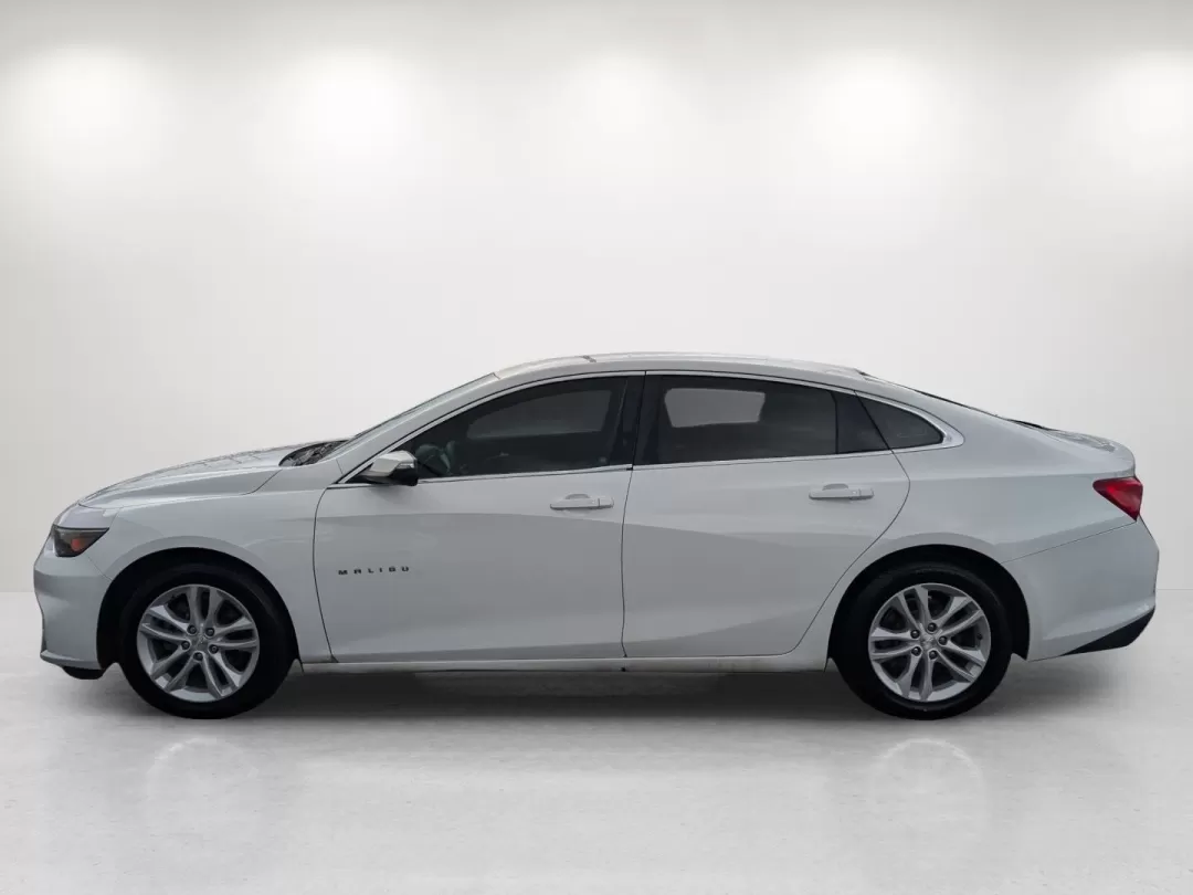 2017 /Jet Black Chevrolet Malibu LT (1G1ZE5ST4HF) with an Other engine, located at 1430 Gateway Drive, Opelika, AL, 36801, (334) 239-0944, 32.637871, -85.409790 - 2017 Chevrolet Malibu LT - Photo#7