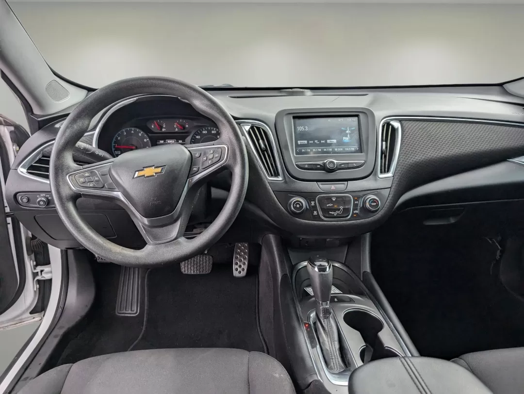 2017 /Jet Black Chevrolet Malibu LT (1G1ZE5ST4HF) with an Other engine, located at 1430 Gateway Drive, Opelika, AL, 36801, (334) 239-0944, 32.637871, -85.409790 - 2017 Chevrolet Malibu LT - Photo#11