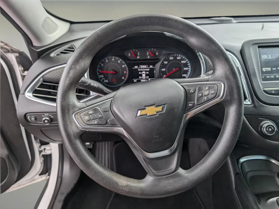 2017 /Jet Black Chevrolet Malibu LT (1G1ZE5ST4HF) with an Other engine, located at 1430 Gateway Drive, Opelika, AL, 36801, (334) 239-0944, 32.637871, -85.409790 - 2017 Chevrolet Malibu LT - Photo#15