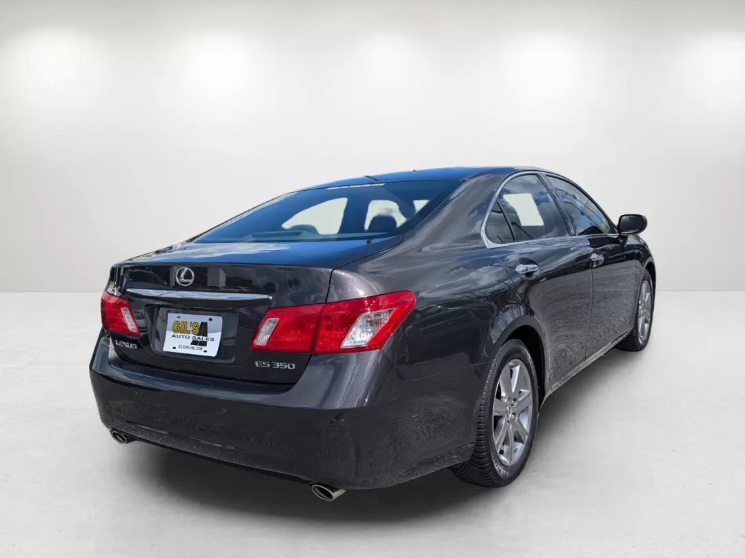 2009 Lexus ES 350 (JTHBJ46G192) with an Other engine, located at 3959 U.S. 80 W, Phenix City, AL, 36870, (334) 297-4885, 32.469296, -85.135185 - Discover the perfect blend of comfort, style, and performance with the 2009 Lexus ES 350, available now at Gils Auto in Phenix City, AL. Whether you're commuting through bustling streets or embarking on weekend getaways, this luxurious sedan promises an elevated driving experience. With its spacious - Photo#5