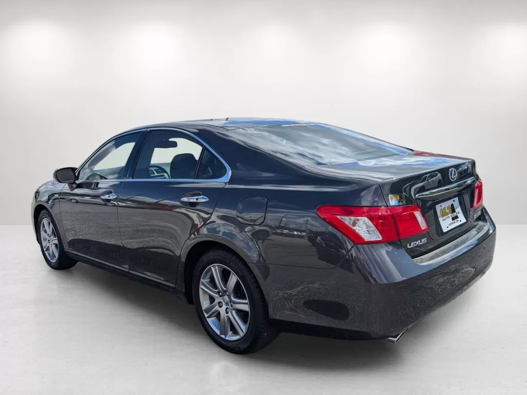 2009 Lexus ES 350 (JTHBJ46G192) with an Other engine, located at 3959 U.S. 80 W, Phenix City, AL, 36870, (334) 297-4885, 32.469296, -85.135185 - Discover the perfect blend of comfort, style, and performance with the 2009 Lexus ES 350, available now at Gils Auto in Phenix City, AL. Whether you're commuting through bustling streets or embarking on weekend getaways, this luxurious sedan promises an elevated driving experience. With its spacious - Photo#7