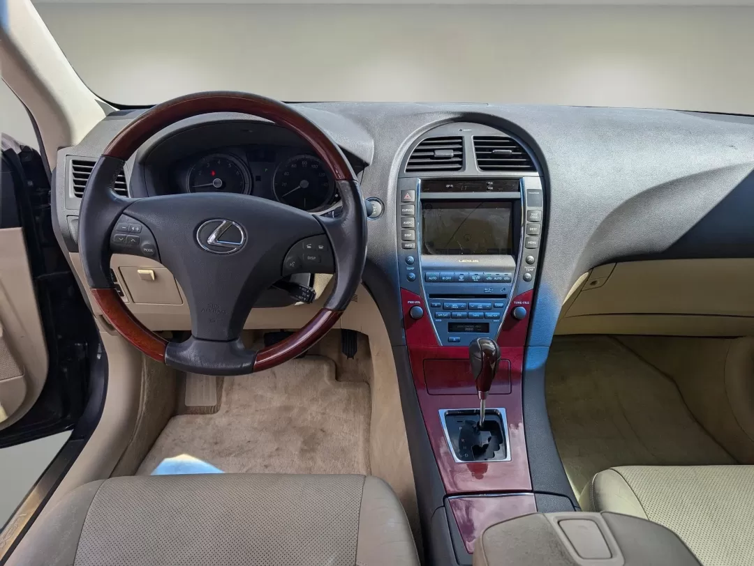 2009 Lexus ES 350 (JTHBJ46G192) with an Other engine, located at 3959 U.S. 80 W, Phenix City, AL, 36870, (334) 297-4885, 32.469296, -85.135185 - Discover the perfect blend of comfort, style, and performance with the 2009 Lexus ES 350, available now at Gils Auto in Phenix City, AL. Whether you're commuting through bustling streets or embarking on weekend getaways, this luxurious sedan promises an elevated driving experience. With its spacious - Photo#12