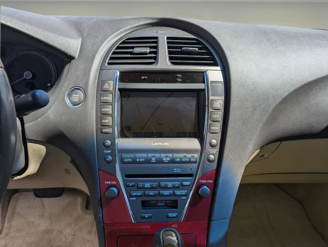 2009 Lexus ES 350 (JTHBJ46G192) with an Other engine, located at 3959 U.S. 80 W, Phenix City, AL, 36870, (334) 297-4885, 32.469296, -85.135185 - Discover the perfect blend of comfort, style, and performance with the 2009 Lexus ES 350, available now at Gils Auto in Phenix City, AL. Whether you're commuting through bustling streets or embarking on weekend getaways, this luxurious sedan promises an elevated driving experience. With its spacious - Photo#13