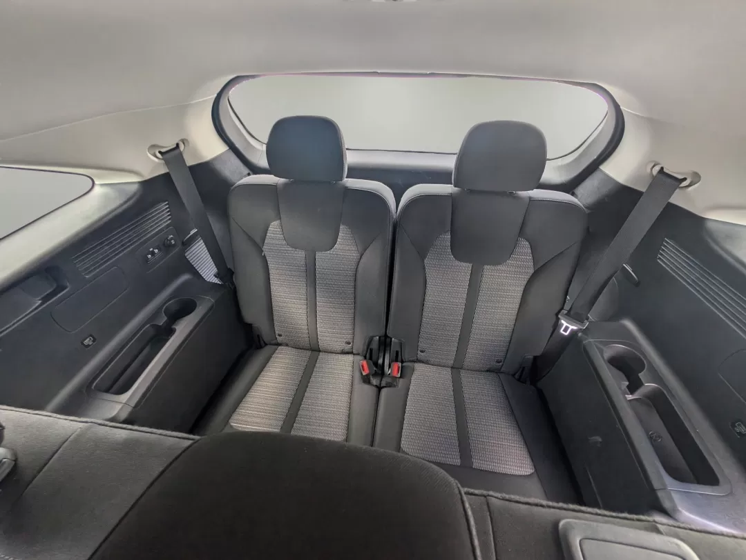 2022 /Black Kia Sorento LX (5XYRG4LC6NG) with an Other engine, located at 3959 U.S. 80 W, Phenix City, AL, 36870, (334) 297-4885, 32.469296, -85.135185 - **Discover Adventure in the 2022 Kia Sorento LX Perfect for Families and Weekend Explorers!**<br /> <br /> Embrace every journey with the 2022 Kia Sorento LX, a versatile SUV designed to cater to growing families and adventurous individuals alike. Whether you're planning a weekend getaway to Lake H - Photo#12
