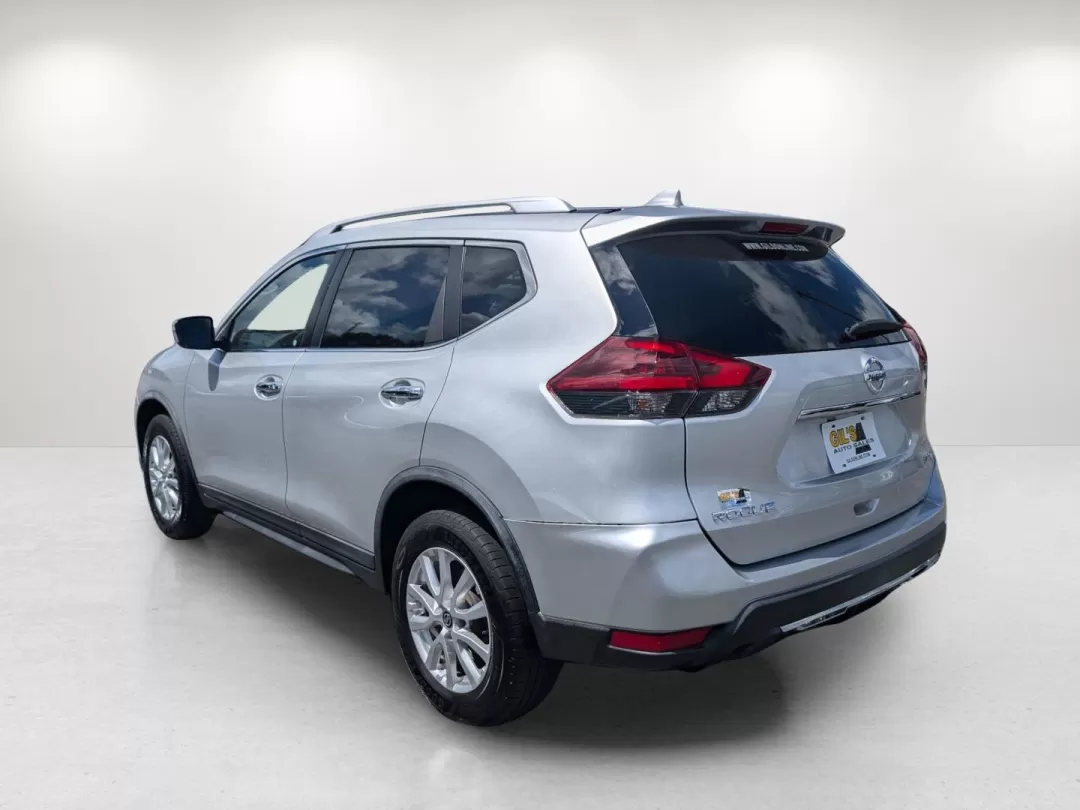 2018 /Charcoal Nissan Rogue SV (KNMAT2MV5JP) with an Other engine, located at 3959 U.S. 80 W, Phenix City, AL, 36870, (334) 297-4885, 32.469296, -85.135185 - **Adventure Awaits with the 2018 Nissan Rogue SV at Gils Auto - Phenix City!**<br /> <br /> Are you ready to elevate your lifestyle? Whether you're embarking on family road trips, tackling weekend adventures, or navigating your daily commute, the 2018 Nissan Rogue SV is the perfect companion. With i - Photo#6