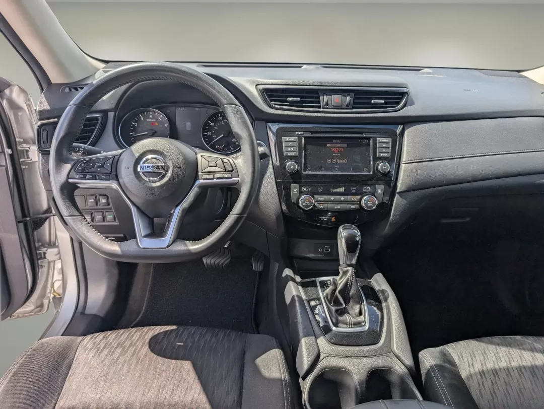 2018 /Charcoal Nissan Rogue SV (KNMAT2MV5JP) with an Other engine, located at 3959 U.S. 80 W, Phenix City, AL, 36870, (334) 297-4885, 32.469296, -85.135185 - **Adventure Awaits with the 2018 Nissan Rogue SV at Gils Auto - Phenix City!**<br /> <br /> Are you ready to elevate your lifestyle? Whether you're embarking on family road trips, tackling weekend adventures, or navigating your daily commute, the 2018 Nissan Rogue SV is the perfect companion. With i - Photo#11
