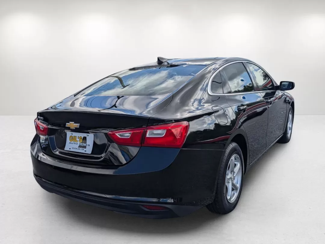 2017 /Jet Black Chevrolet Malibu LS (1G1ZB5ST6HF) with an Other engine, located at 3959 U.S. 80 W, Phenix City, AL, 36870, (334) 297-4885, 32.469296, -85.135185 - Elevate your daily commute and weekend adventures with the 2017 Chevrolet Malibu LS, masterfully designed for both comfort and functionality. Whether you're a busy professional tackling the daily grind or a growing family seeking a reliable vehicle, this sedan embodies the perfect blend of performan - Photo#5